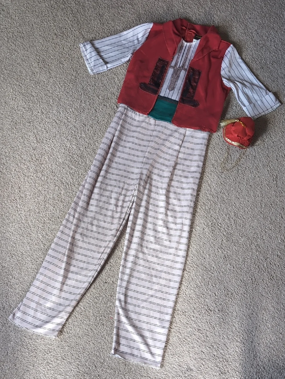 Disney Aladdin Red and White Striped Kids Halloween Costume - Picture 1 of 5